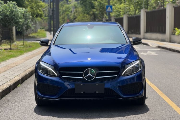 Used Mercedes-Benz C-Class 2017 Restyled C 200 Sport Edition Exterior 2