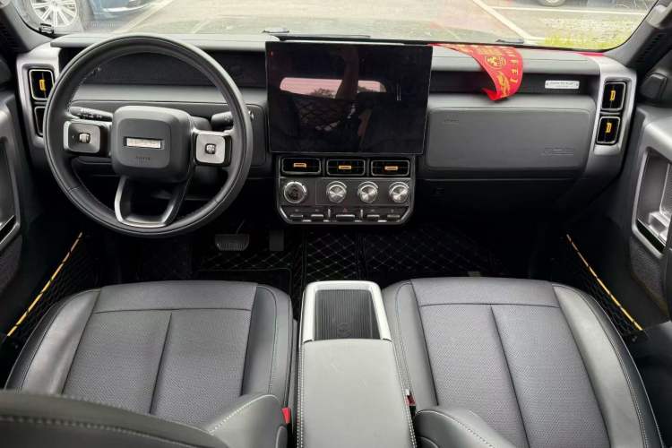 Used iCAR V23 2025 501 Four-Wheel Drive Intelligent Driving Version
