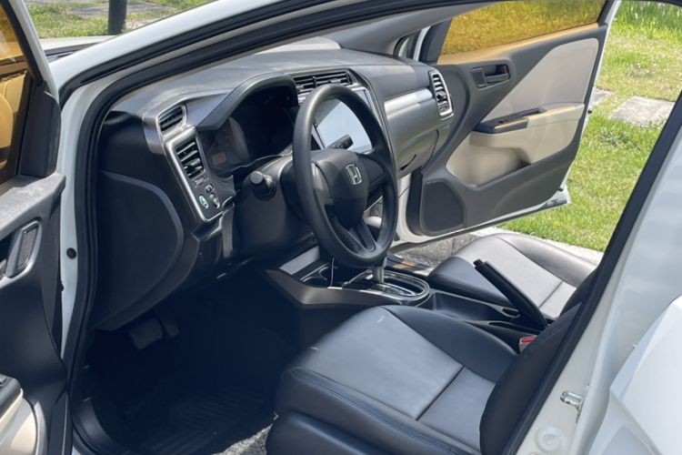 Used Honda Greiz 2016 1.5L CVT Classic Edition
