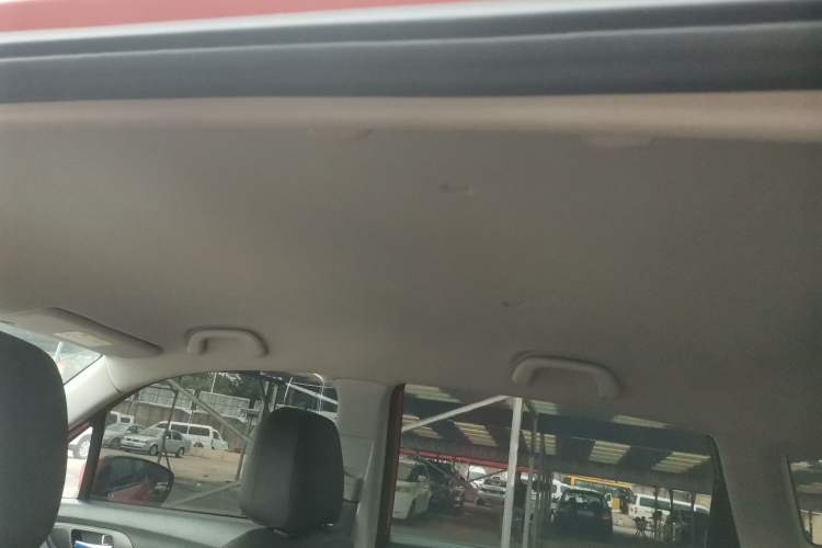 Used Changan CS15 2017 1.5L Automatic Luxury Model with Sunroof
