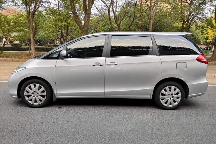 Used BYD M6 2013 2.0L Manual Comfort Edition