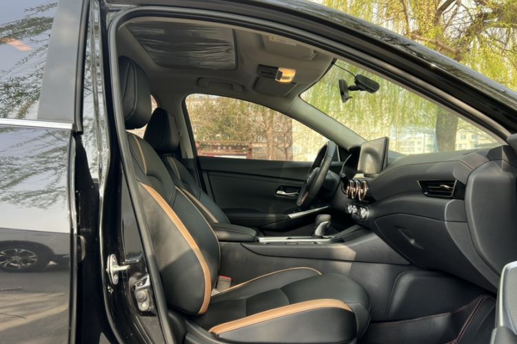 Used Nissan Sylphy 2023 1.6L CVT Black Gold Edition Right Front Seat