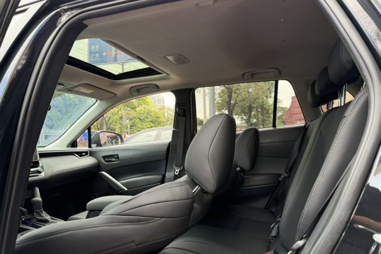 Used Toyota FRONTLANDER 2022 2.0L CVT Leading Edition Headliner