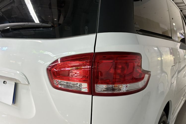 Used SAIC MAXUS G10 2018 PLUS 2.4L Manual Elite Edition