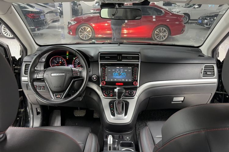 Used Haval H6 2015 Sport Edition 1.5T Automatic Two-Wheel Drive Luxury Model
