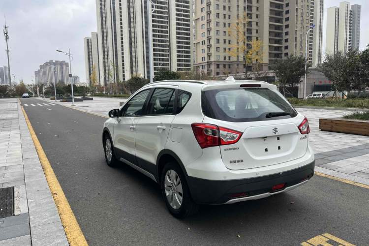 Used Suzuki S-Cross 2014 1.6L CVT Two-Wheel Drive Elite Version
