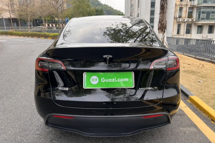 Used Tesla Model Y 2022 Rear-Wheel-Drive Version
