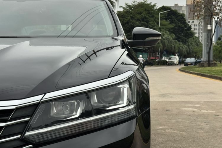 Used Volkswagen Passat 2017 280TSI DSG Luxury Edition Exterior 7