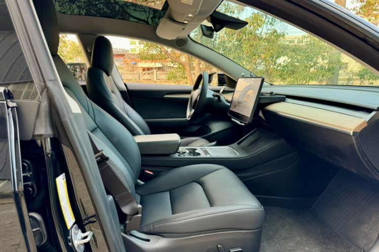 Used Tesla Model 3 2022 Rear-Wheel-Drive Version