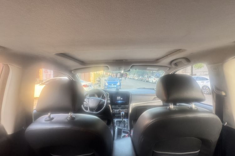 Used Venucia T70 2019 2.0L CVT Enjoy Edition China V Standard