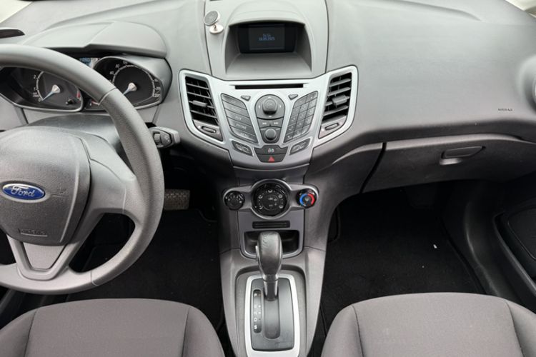 Used Ford Fiesta 2013 Hatchback 1.5L Automatic Fashion Edition
