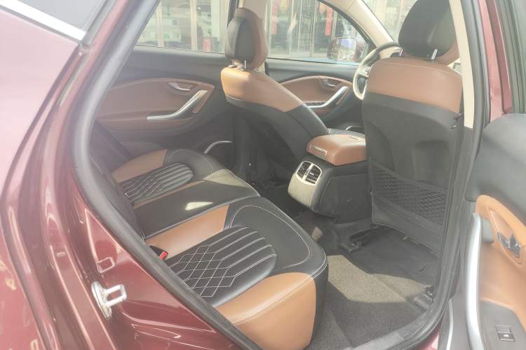 Used Soueast DX7 2017 1.5T Automatic Glory Edition