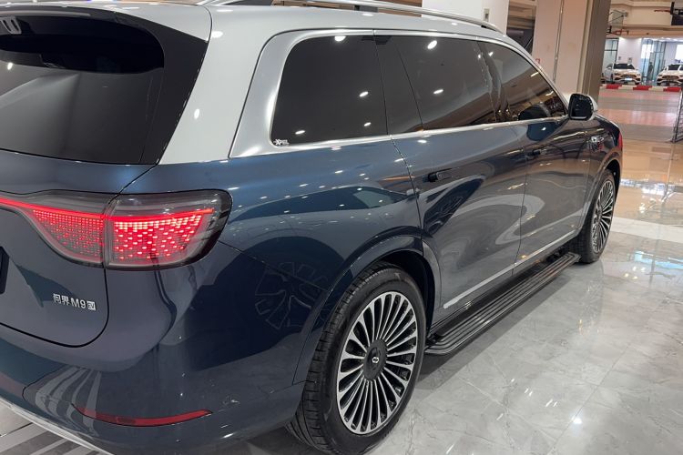 Used Hima AITO M9 2025 Pure Electric Ultra Version 100 kWh 6-Seater Model
