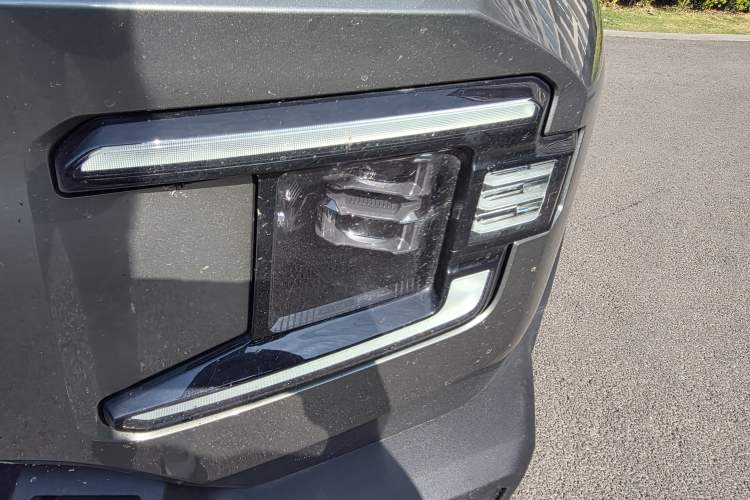 Used Deepal G318 2024 Four-Wheel-Drive Air Suspension Model