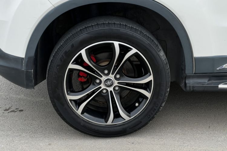 Used FAW Senya R7 2016 1.6L Automatic Smart Version