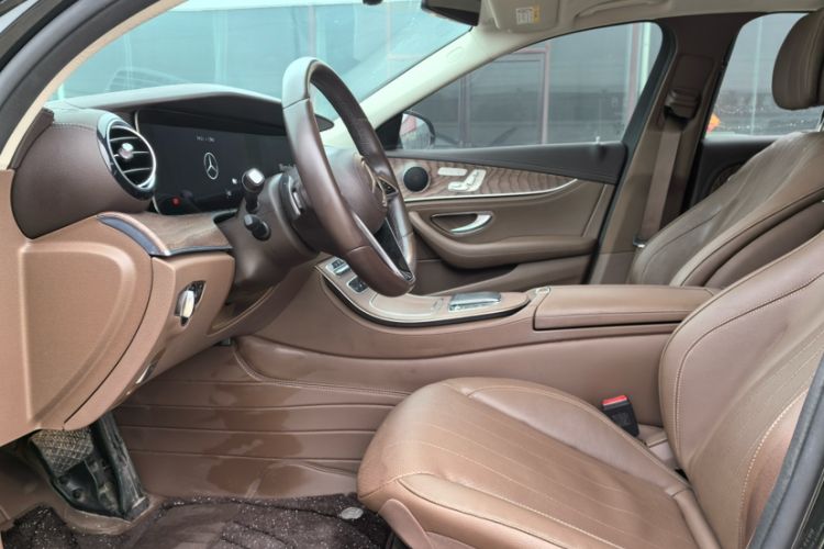 Used Mercedes-Benz E-Class New Energy 2023 E 350 e L Plug-in Hybrid Sedan
