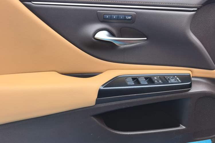 Used Lexus ES 2020 200 Luxury Edition