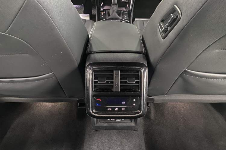 Used Volkswagen Passat 2023 Restyled 330TSI Starry Luxury Edition
