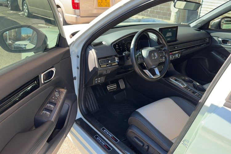 Used Honda Civic 2023 2.0L eHEV Swift Edition