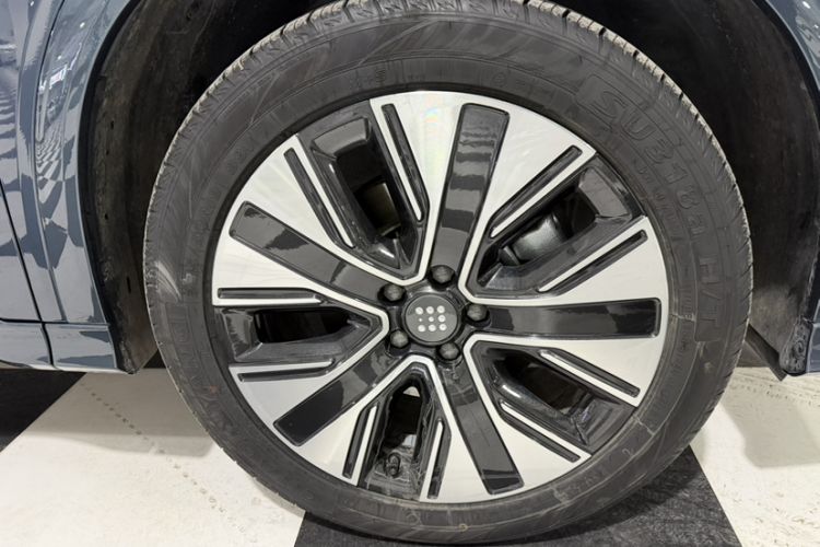 Used Landian E5 PLUS 2025 165 km Long-Range Version PLUS 5-Seater