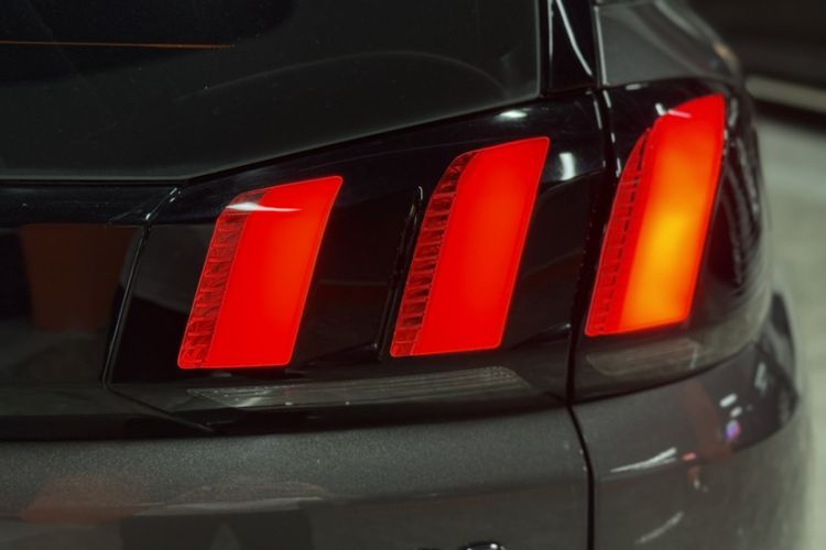 Used Peugeot 5008 2017 350THP 5-Seat Elite Edition