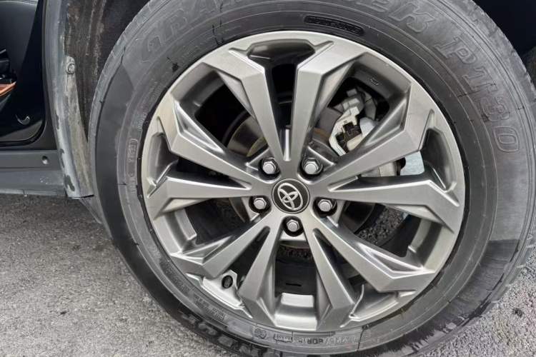 Used Toyota RAV4 2023 2.0L CVT 4x4 Adventure Edition Exterior 5