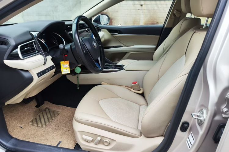 Used Toyota Camry 2019 2.5G Luxury Edition China VI Standard
