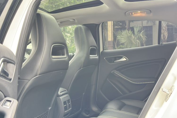 Used Mercedes-Benz GLA 2016 GLA 200 Fashion Model Exterior 3