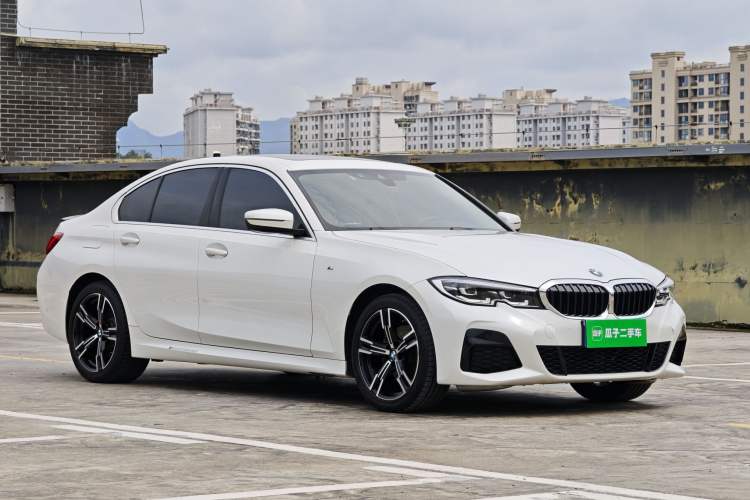 Used BMW 3 Series 2021 Second Facelift 325i M Sport Package Exterior 8