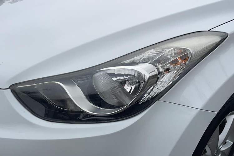 Used Hyundai Elantra (5th Generation / Langdong) 2013 1.6L Automatic Leading Model Left Front Headlight