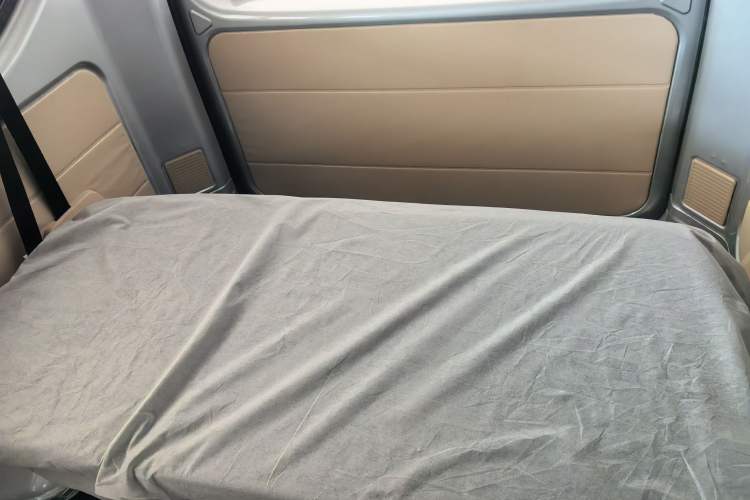 Used Kuayue Kuayue Xing V3 2023 1.3L Gasoline Comfort Edition 7-Seater Passenger Vehicle
