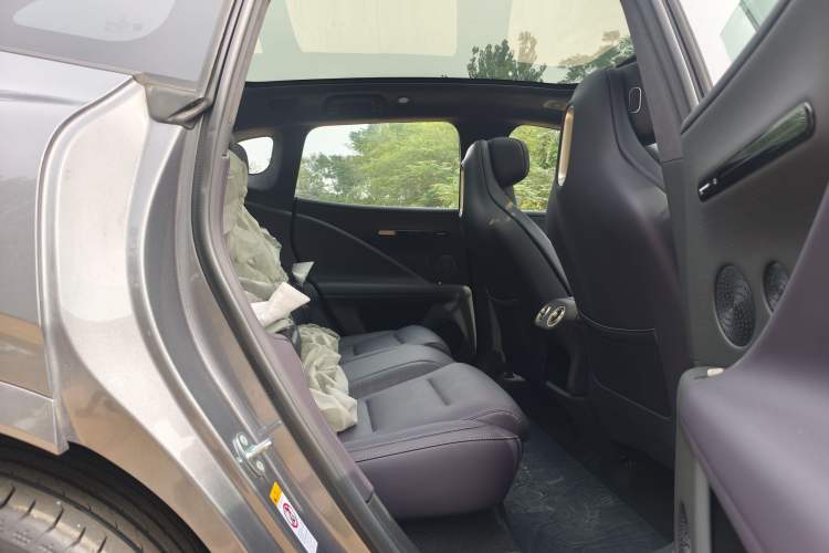 Used Avatr 07 2024 Max Pure Electric Edition Interior 10