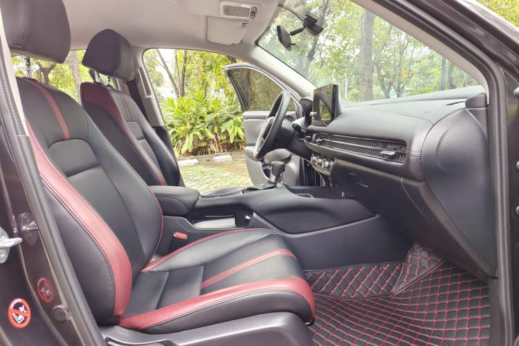 Used Honda ZR-V 2022 1.5T CVT Elite Edition Interior 2