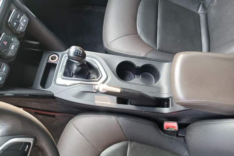 Used GAC Trumpchi GS4 2015 200T Manual Luxury Edition