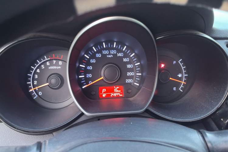 Used Kia K2 2015 Sedan 1.4L Automatic GLS
