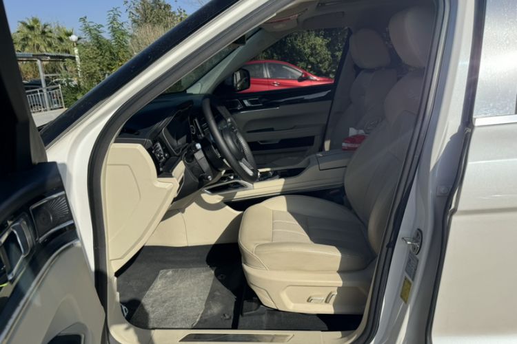 Used Zotye T700 2017 1.8T Dual-Clutch Prestige Model