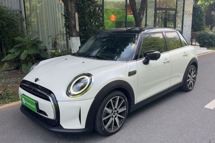 Used MINI 2023 Updated 1.5T COOPER Artist Five-Door Edition
