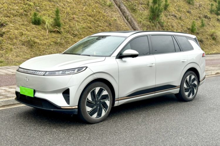 Used Dongfeng eπ eπ008 2024 636Max All-Electric Version 6 Seats