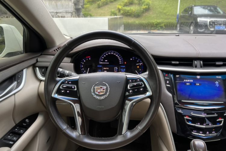 Used Cadillac XTS 2014 28T Comfort Version