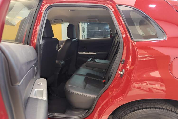 Used Mitsubishi ASX 2013 2.0L CVT Two-Wheel Drive Luxury Edition
