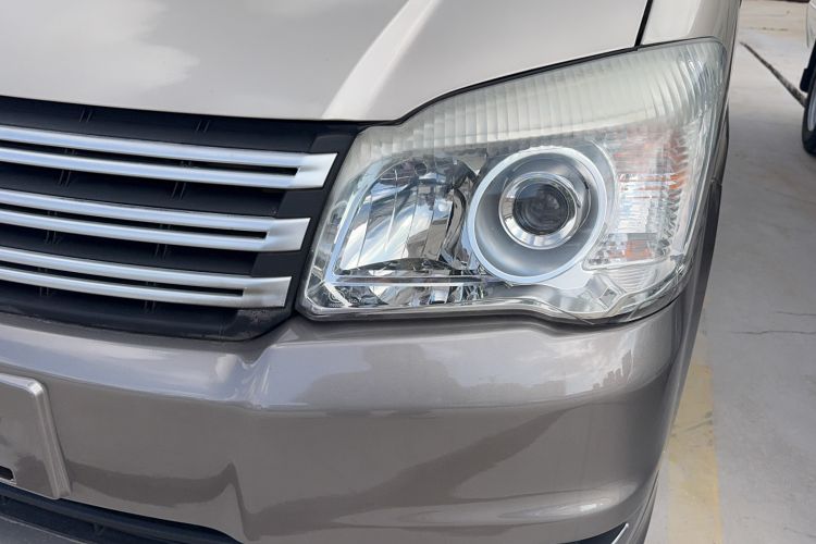 Used FORTHING Lingzhi 2017 M3L 1.6L 7-Seater Comfort Model
