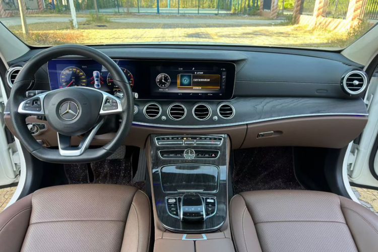 Used Mercedes-Benz S-Class 2014 S 320 L Business Model