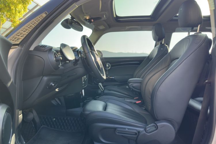 Used MINI 2023 2.0T COOPER S Artist