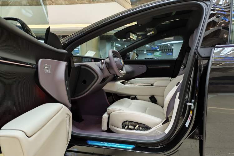 Used Avatr 12 2025 Year Updated Max All-Electric Version
