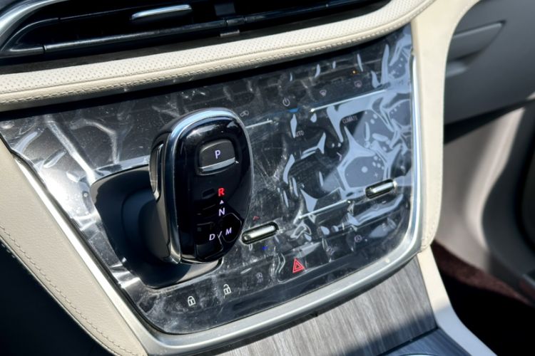 Used Buick GL8 2022 ES Landtrek 653T Comfort Edition