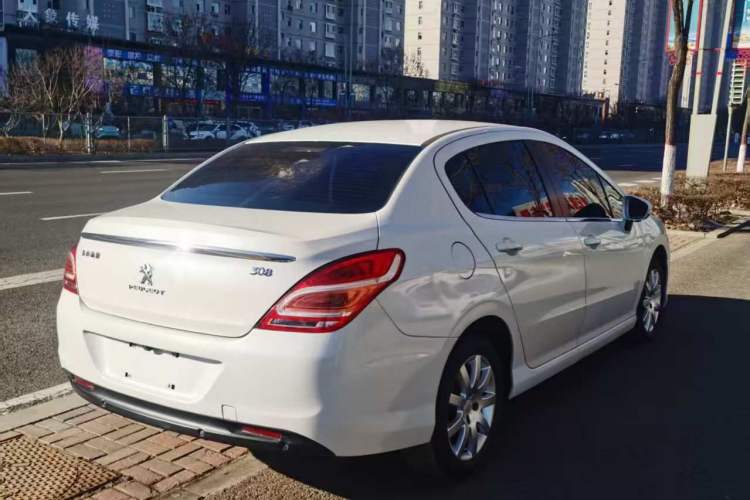 Used Peugeot 308 2014 Enjoy Edition Classic 1.6L Automatic Premium Model
