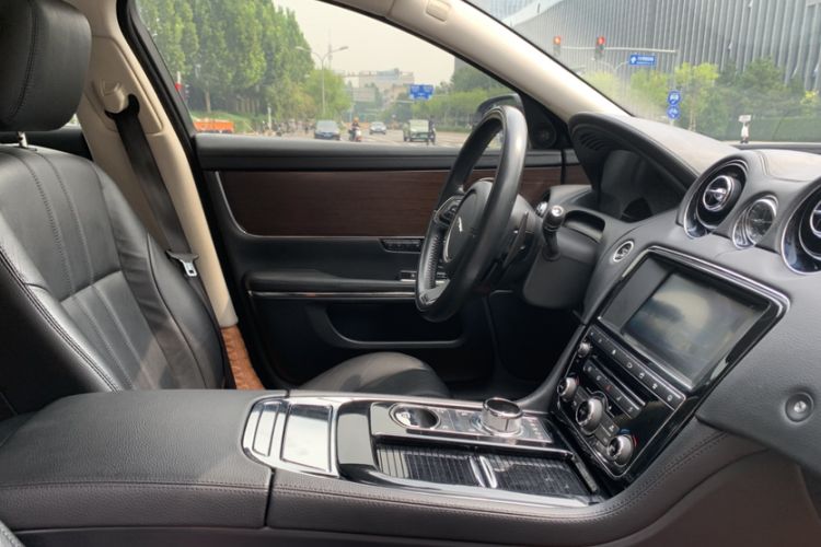 Used Jaguar XJ 2016 XJL 3.0 SC Two-Wheel-Drive Elegant Business Edition