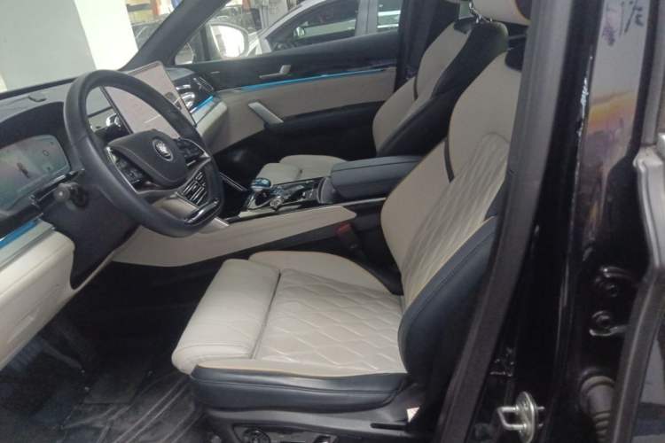 Used BYD Tang New Energy 2022 EV 600KM Luxury Model