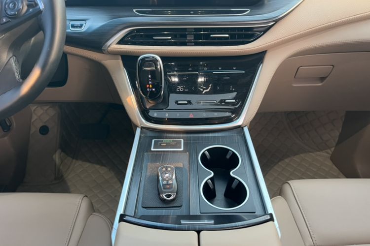 Used Buick GL8 2021 ES Land Cruiser 653T Luxury Edition