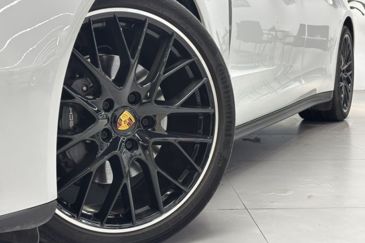 Used Porsche Panamera 2023 Facelifted Panamera 2.9T Platinum Edition Exterior 5